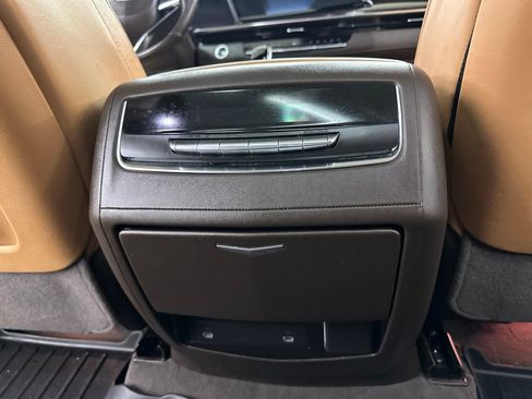 Certified 2023 Cadillac Escalade Sport AWD/4WD image 26