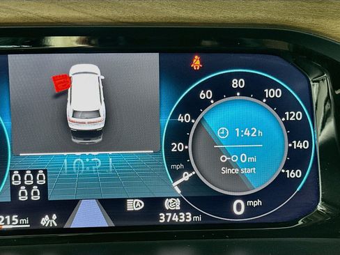 Used 2025 Volkswagen Atlas SE FWD image 19