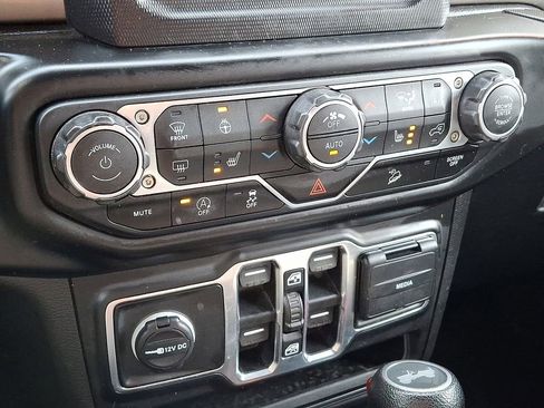 Certified 2020 Jeep Wrangler Unlimited Sport S image 16