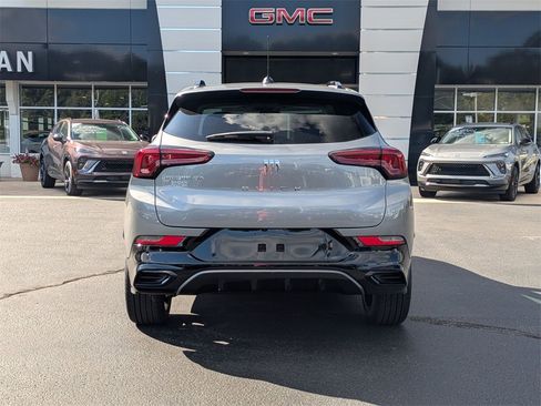 New 2026 Buick Encore GX Sport Touring w/ Advanced Technology Package image 5