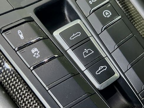 Certified 2017 Porsche 911 Turbo image 14