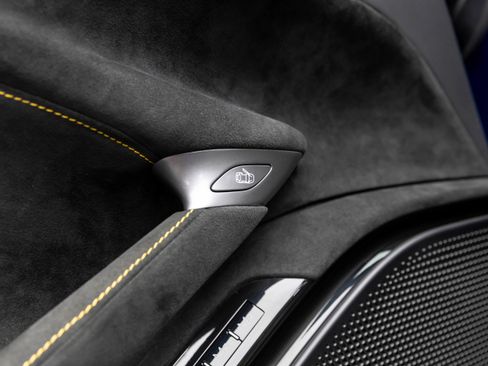 Used 2025 Ferrari Roma Spider image 14