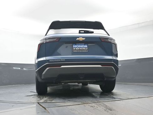 Used 2025 Chevrolet Equinox LT w/ Convenience Package II image 27