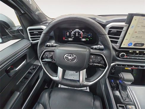 Used 2022 Toyota Tundra Platinum image 12