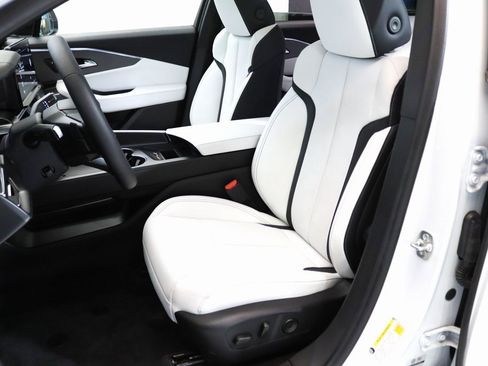 Certified 2024 Acura ZDX A-Spec image 2