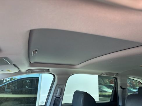 Used 2021 Honda CR-V EX-L image 17