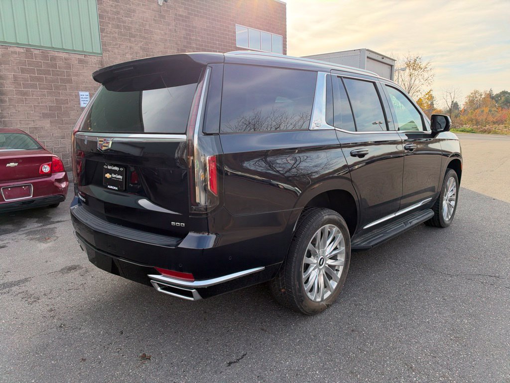 Used 2023 Cadillac Escalade Premium Luxury w/ LPO, Floor Liner Package AWD/4WD image 12