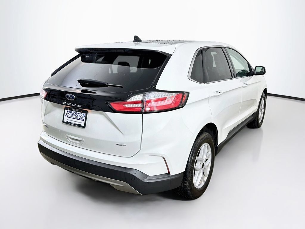 Used 2024 Ford Edge SEL w/ Convenience Package AWD/4WD image 5
