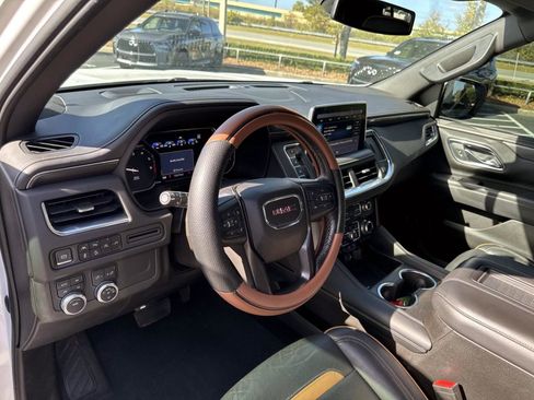 Used 2021 GMC Yukon AT4 image 12
