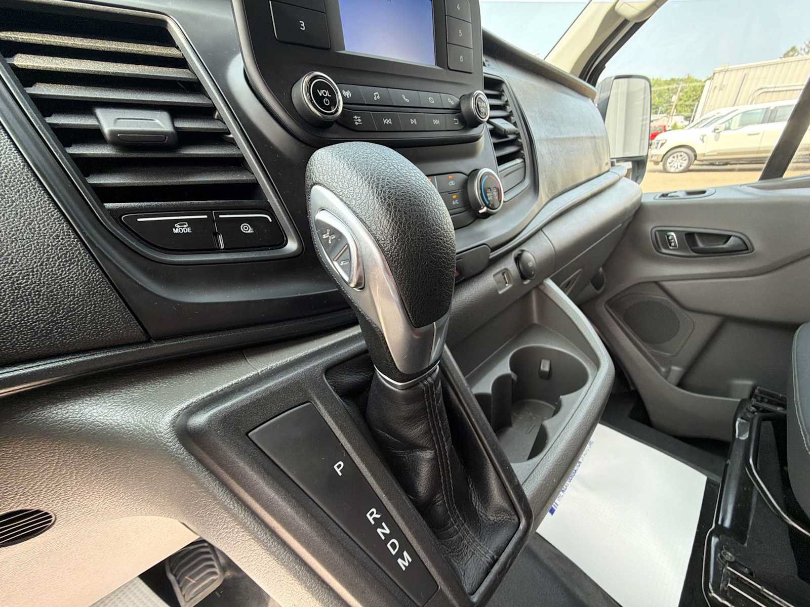 Used 2025 Ford Transit 250 Low Roof w/ Exterior Upgrade Package RWD image 20