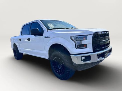 Used 2017 Ford F150 XLT RWD image 11