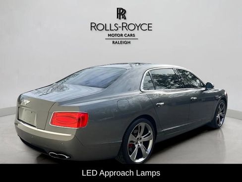 Used 2018 Bentley Flying Spur S V8 image 6