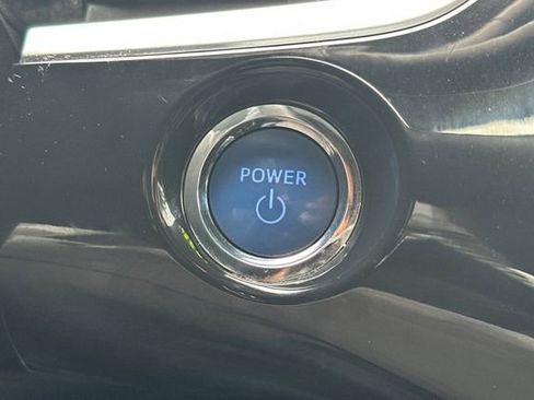 Used 2021 Toyota Prius Prime XLE image 29