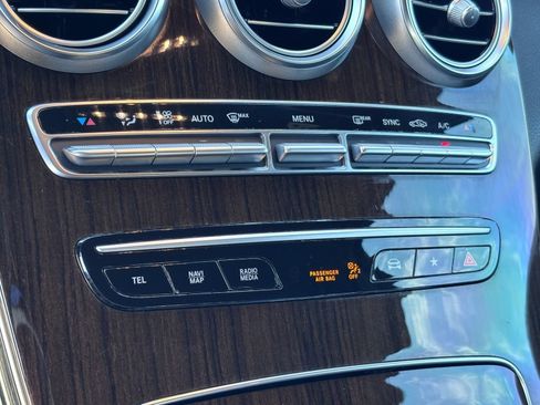 Used 2020 Mercedes-Benz GLC 300 4MATIC image 30