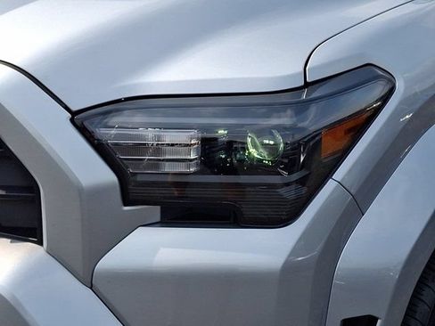 Used 2025 Toyota 4Runner TRD Sport AWD/4WD image 12