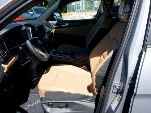New 2026 Volkswagen Atlas Cross Sport SEL R-Line AWD/4WD image 8