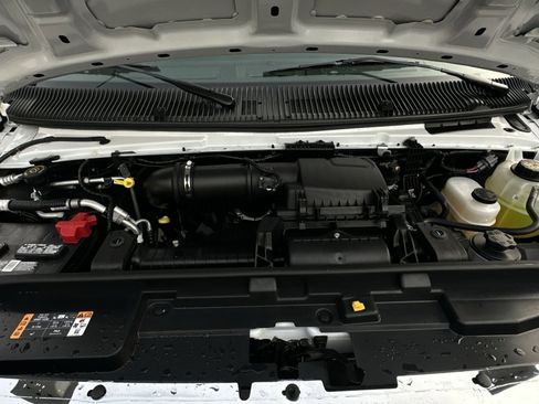 Used 2025 Ford E-350 and Econoline 350 Super Duty w/ Power Equipment Group image 36