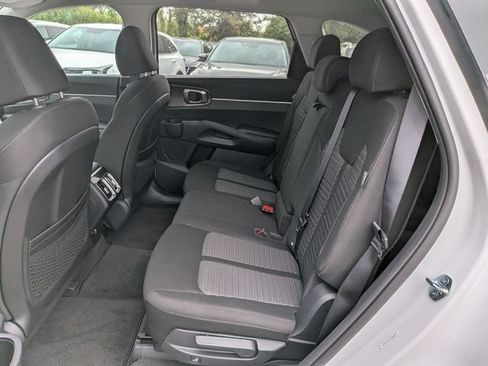 New 2026 Kia Sorento LX FWD image 16