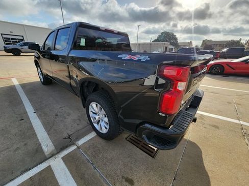 Used 2023 Chevrolet Silverado 1500 Custom w/ LPO, Dark Essentials Package AWD/4WD image 6