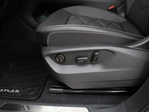 New 2026 Volkswagen Atlas SE AWD/4WD image 4