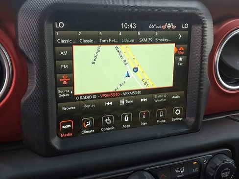 Used 2019 Jeep Wrangler Unlimited Rubicon AWD/4WD image 19