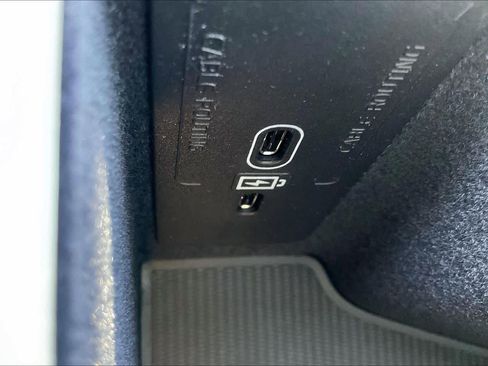 New 2026 Volvo XC60 T8 Ultra w/ Protection Package Premier image 23