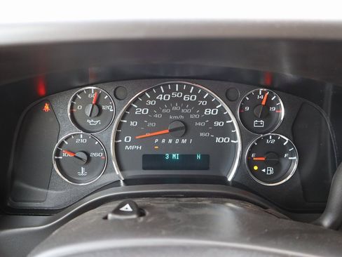 New 2025 Chevrolet Express 2500 w/ Driver Convenience Package image 29