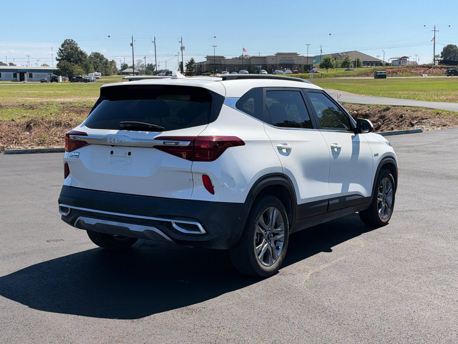 Used 2023 Kia Seltos S AWD/4WD image 5