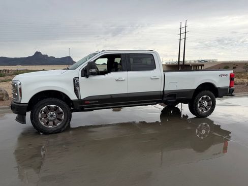 Used 2024 Ford F350 King Ranch AWD/4WD image 14