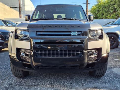 Used 2023 Land Rover Defender 90 X image 2