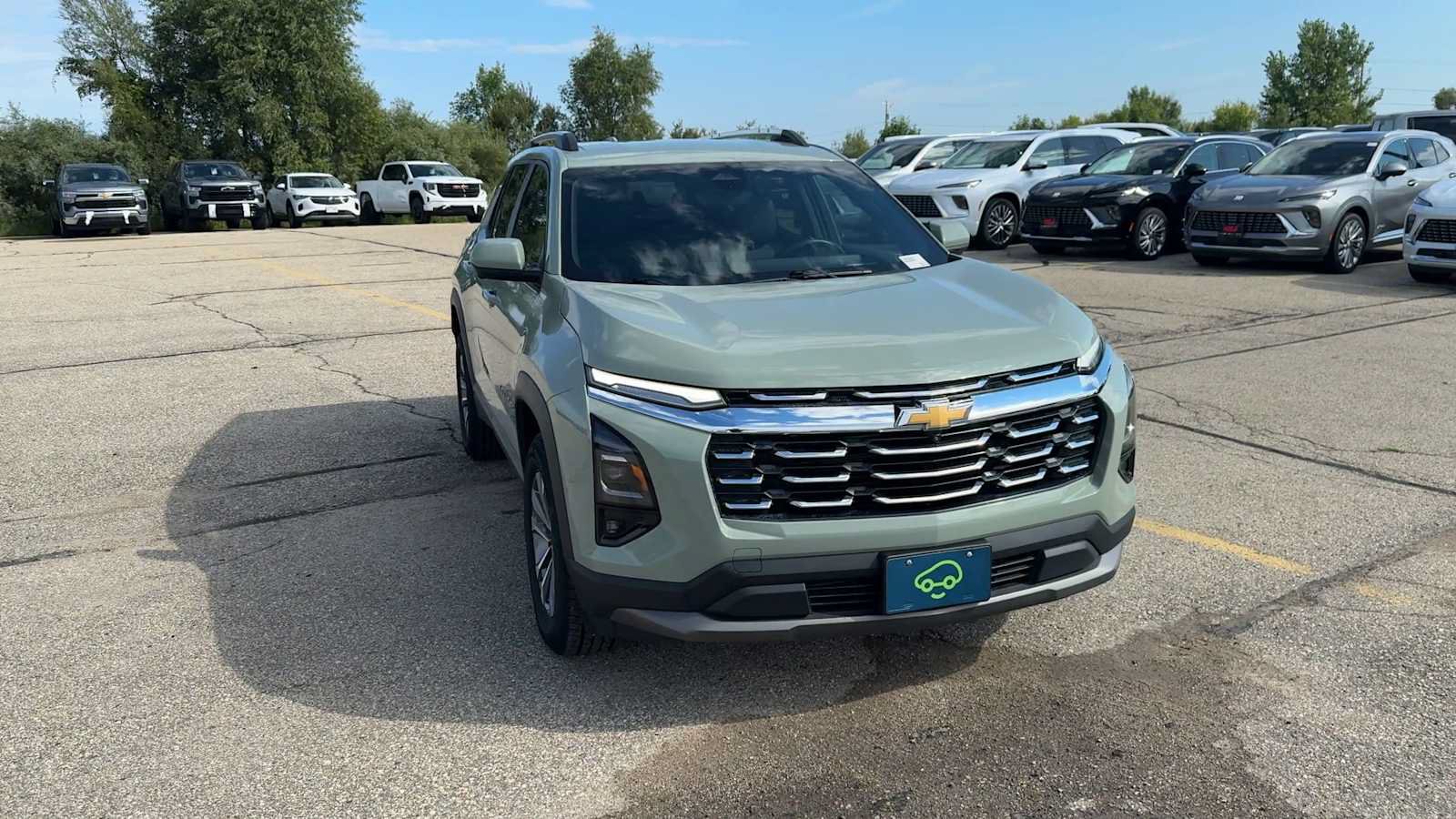 Certified 2025 Chevrolet Equinox LT w/ Convenience Package II AWD/4WD image 3