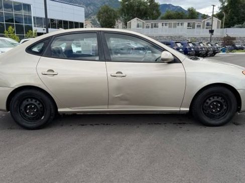 Used 2010 Hyundai Elantra GLS FWD image 2