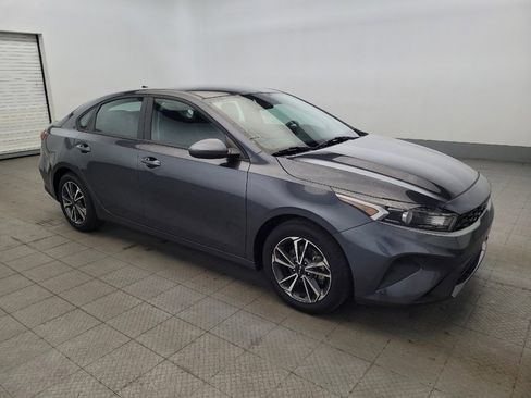 Used 2023 Kia Forte LXS FWD image 11
