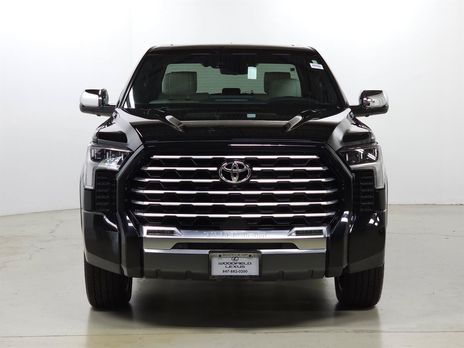 Used 2025 Toyota Tundra Capstone AWD/4WD image 2