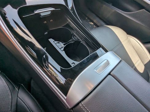 Used 2025 Mercedes-Benz C 300 Sedan image 28