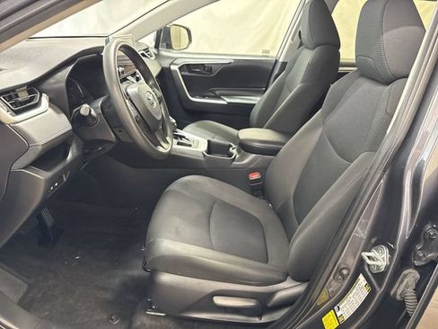 Used 2023 Toyota RAV4 LE FWD image 10