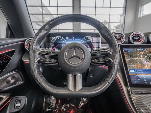 Used 2025 Mercedes-Benz CLE 300 4MATIC Cabriolet image 8