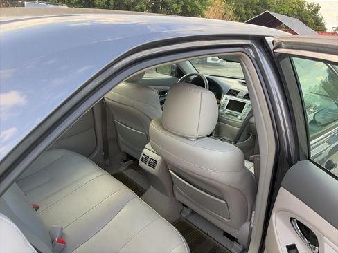 Used 2009 Toyota Camry Hybrid image 11