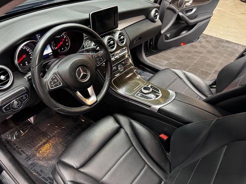 Used 2018 Mercedes-Benz C 300 C 300 4MATIC AWD 4dr Sedan image 31