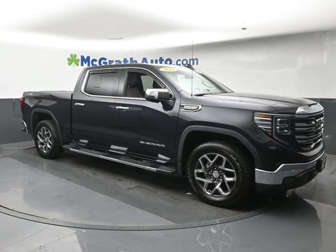 Used 2023 GMC Sierra 1500 SLT w/ SLT Premium Plus Package AWD/4WD image 2