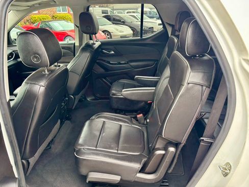 Used 2019 Chevrolet Traverse High Country image 14