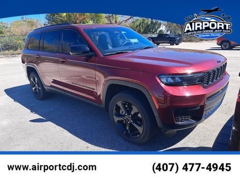 Used 2023 Jeep Grand Cherokee L Laredo image 1