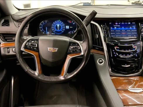 Used 2020 Cadillac Escalade ESV Premium Luxury w/ Escalade Sport Edition image 13