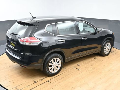 Used 2015 Nissan Rogue S image 39