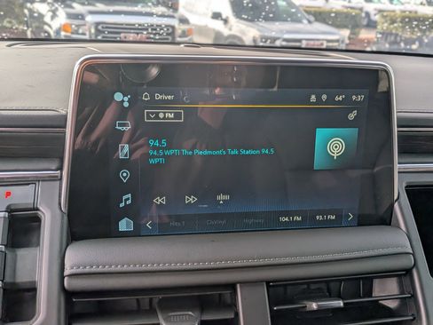 Certified 2024 Chevrolet Suburban Z71 w/ Luxury Package image 27