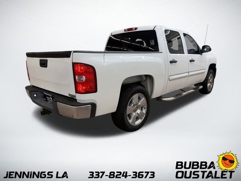 Used 2011 Chevrolet Silverado 1500 LT w/ Regional Value Package image 5
