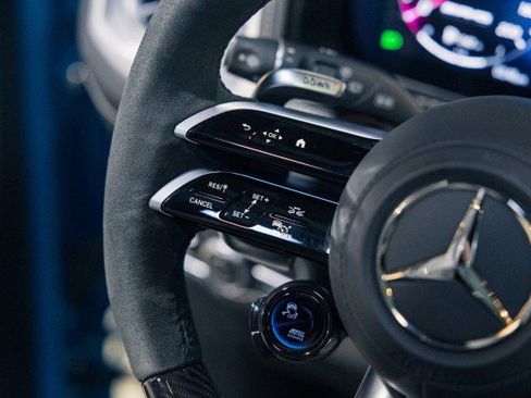 Used 2025 Mercedes-Benz G 63 AMG AMG G 63 - FACTORY MATTE PAINT image 23