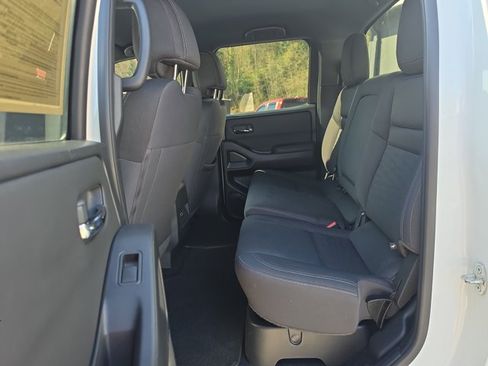 Certified 2023 Nissan Frontier SV w/ Midnight Edition Package AWD/4WD image 22