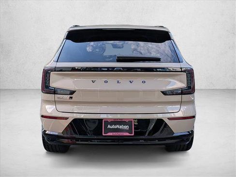 New 2025 Volvo EX90 Plus w/ Protection Package Premier image 8