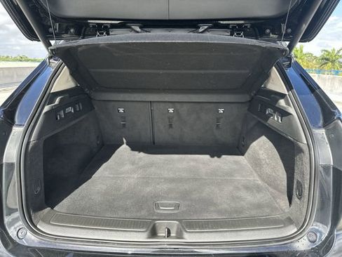 Used 2023 Buick Envision Avenir FWD image 28